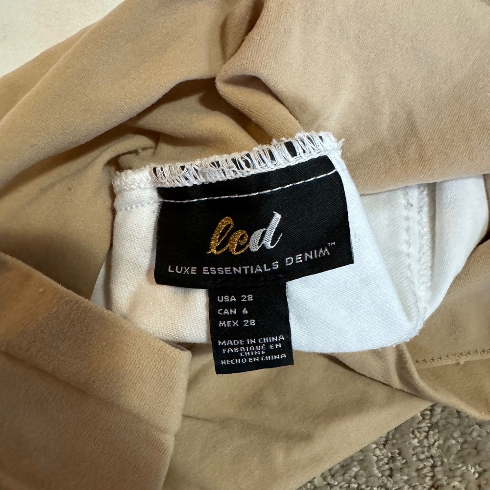Led Luxe White Denim Jeans Maternity Women’s Size 28